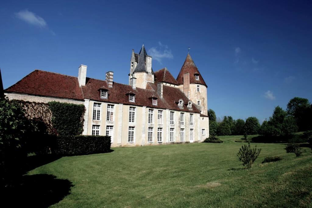 Chambre Jaune Manoir De La Vove Perche Bed & Breakfast Corbon  Exterior photo